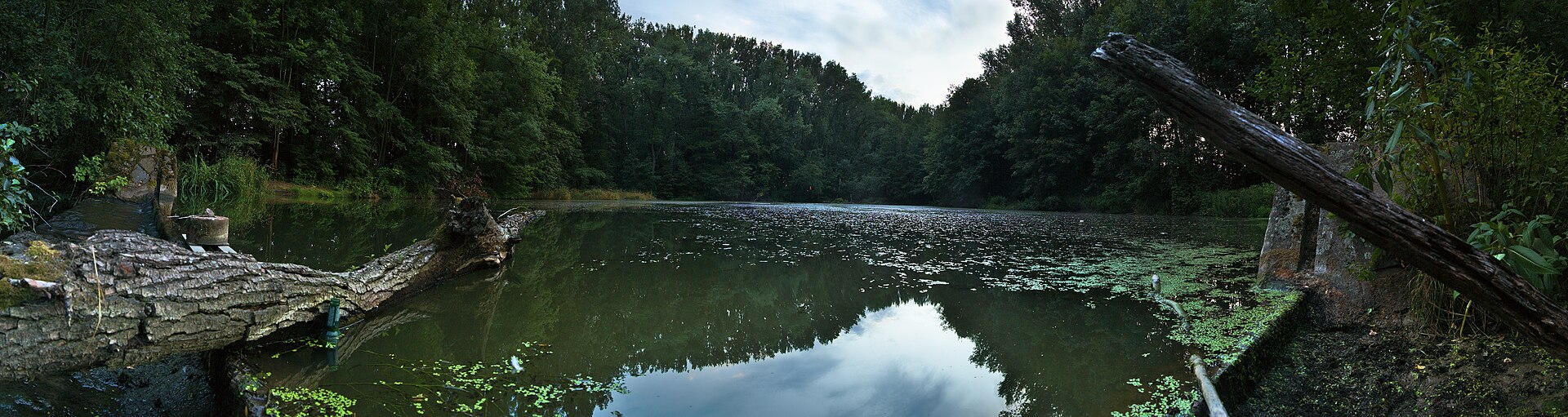 Panoramatický pohled na přírodní památku Pod zápovědským kopcem, okres Prostějov