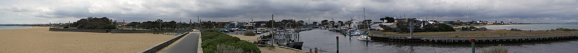 Mordialloc Creek and foreshore - panoramio