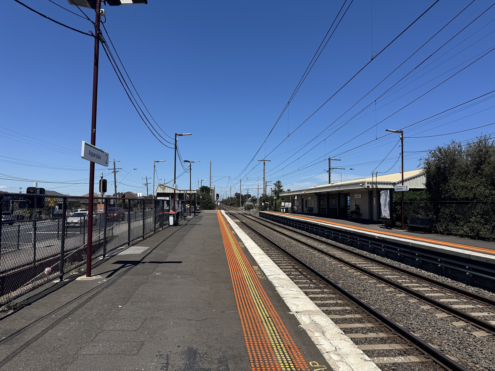 Aspendale railway station Platform 2 (southern view)(25 November 2025)