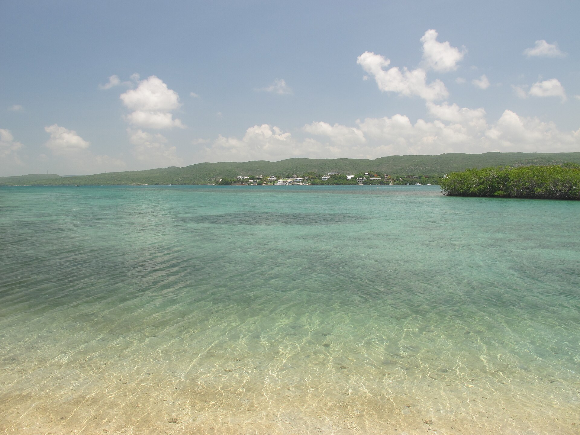San Jacinto view from Cayo Aurora - panoramio