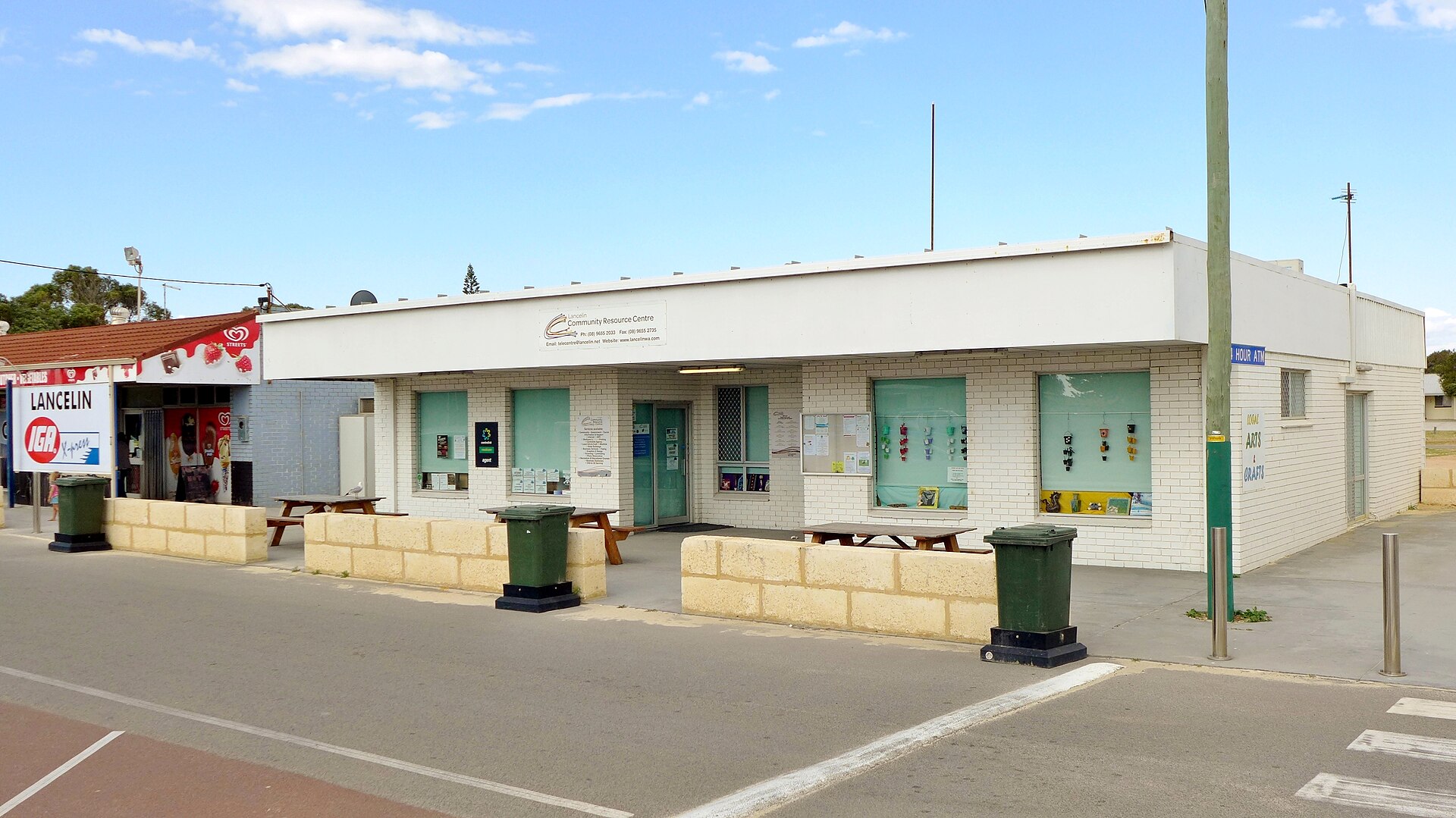 Lancelin shops, 2015 (02)