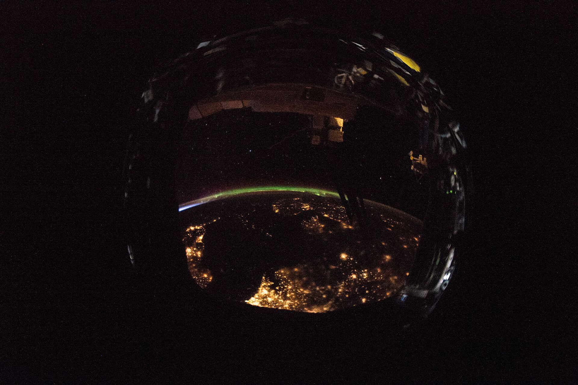 ISS046-E-37118 - View of Earth