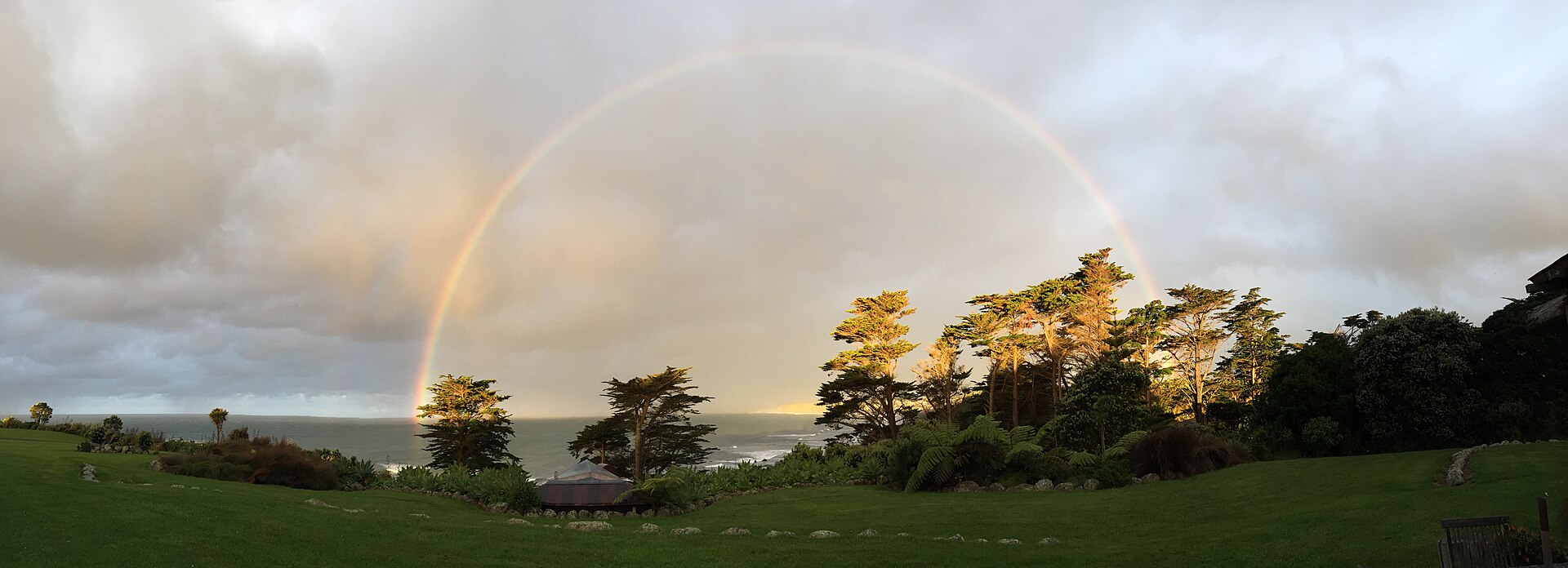 Semicircular rainbow in Taranaki