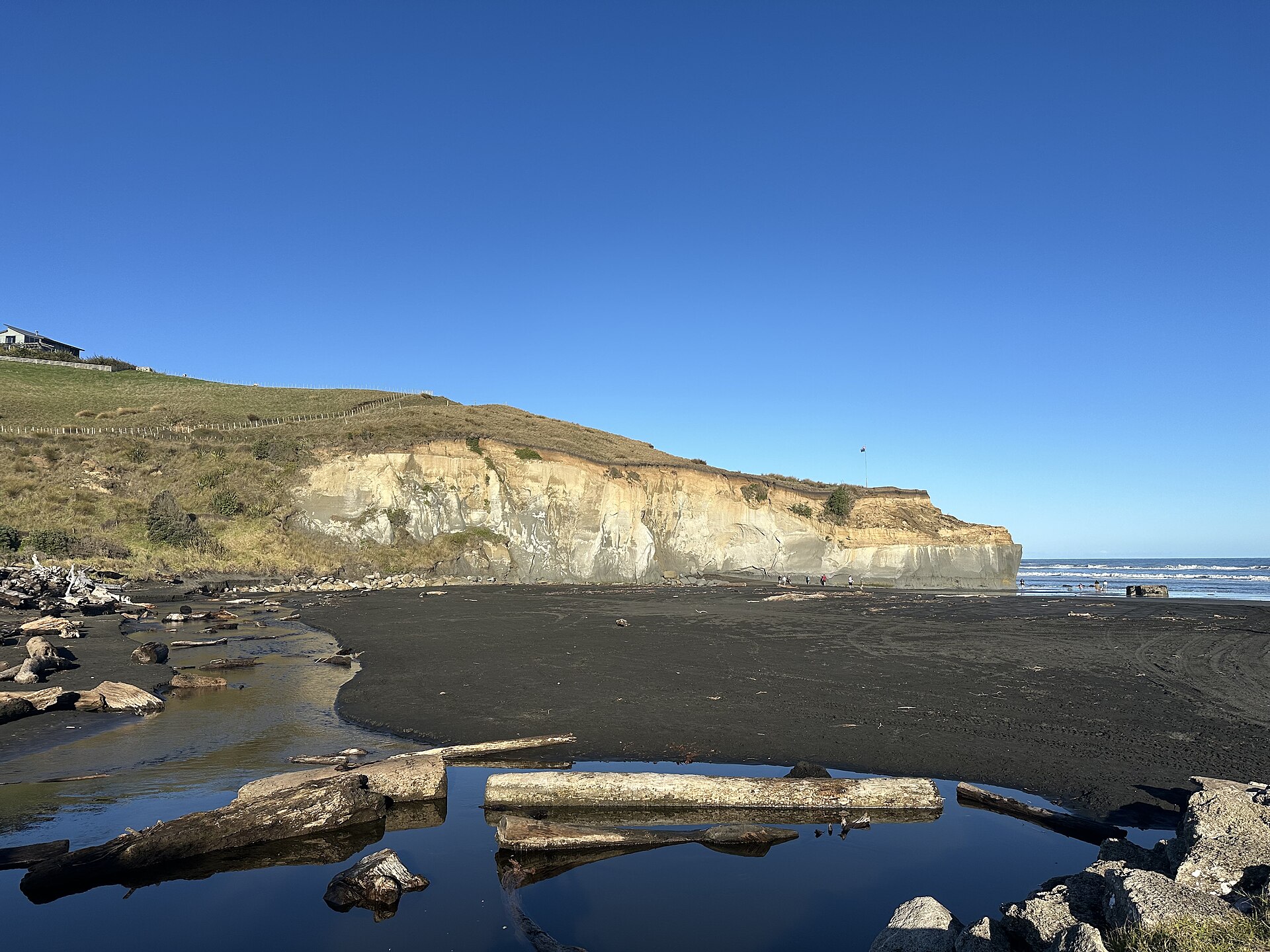 Mowhanau Beach TA 2025-05-10