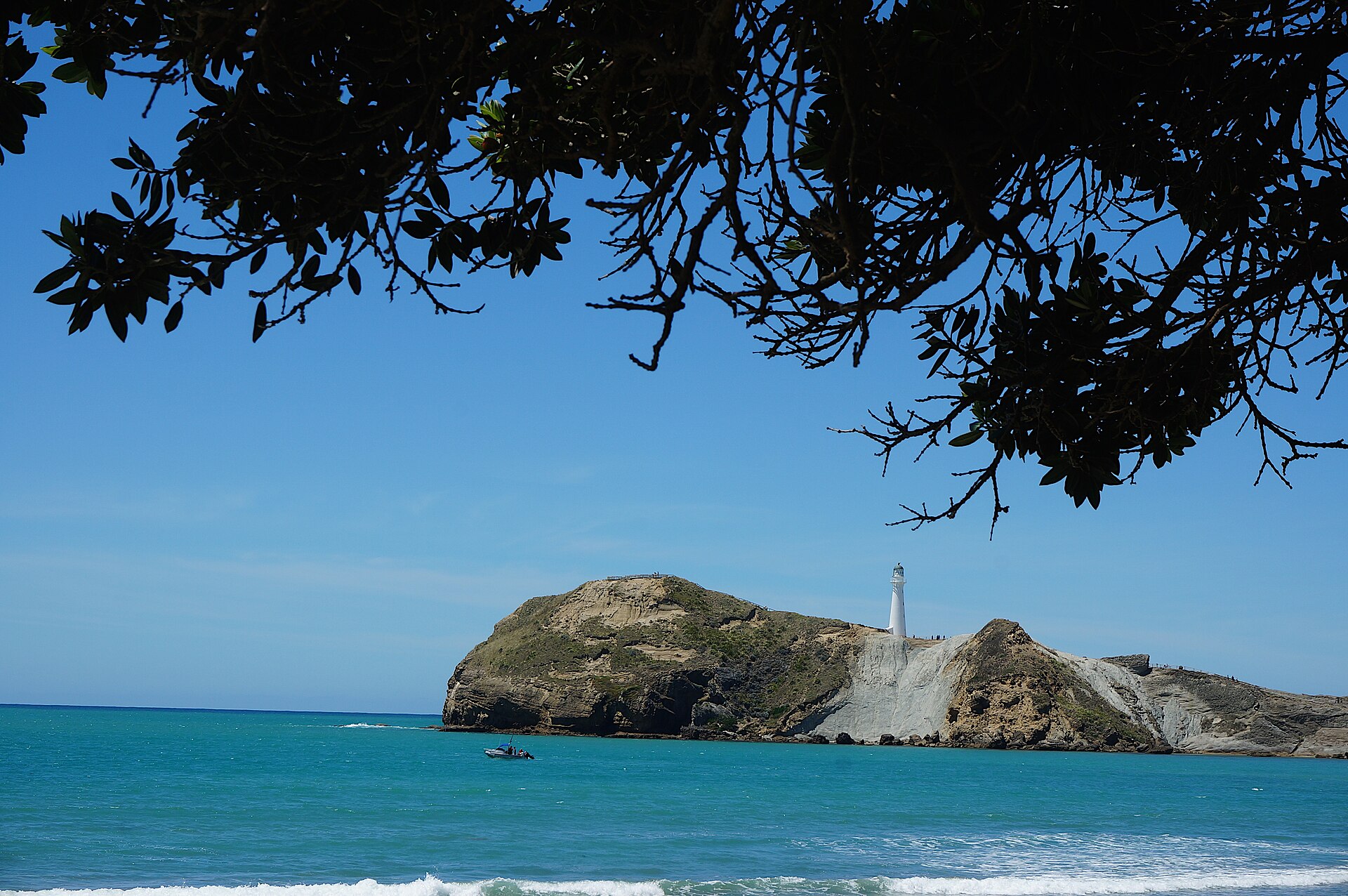 View of the Castlepoint Lighthouse (31207952423)