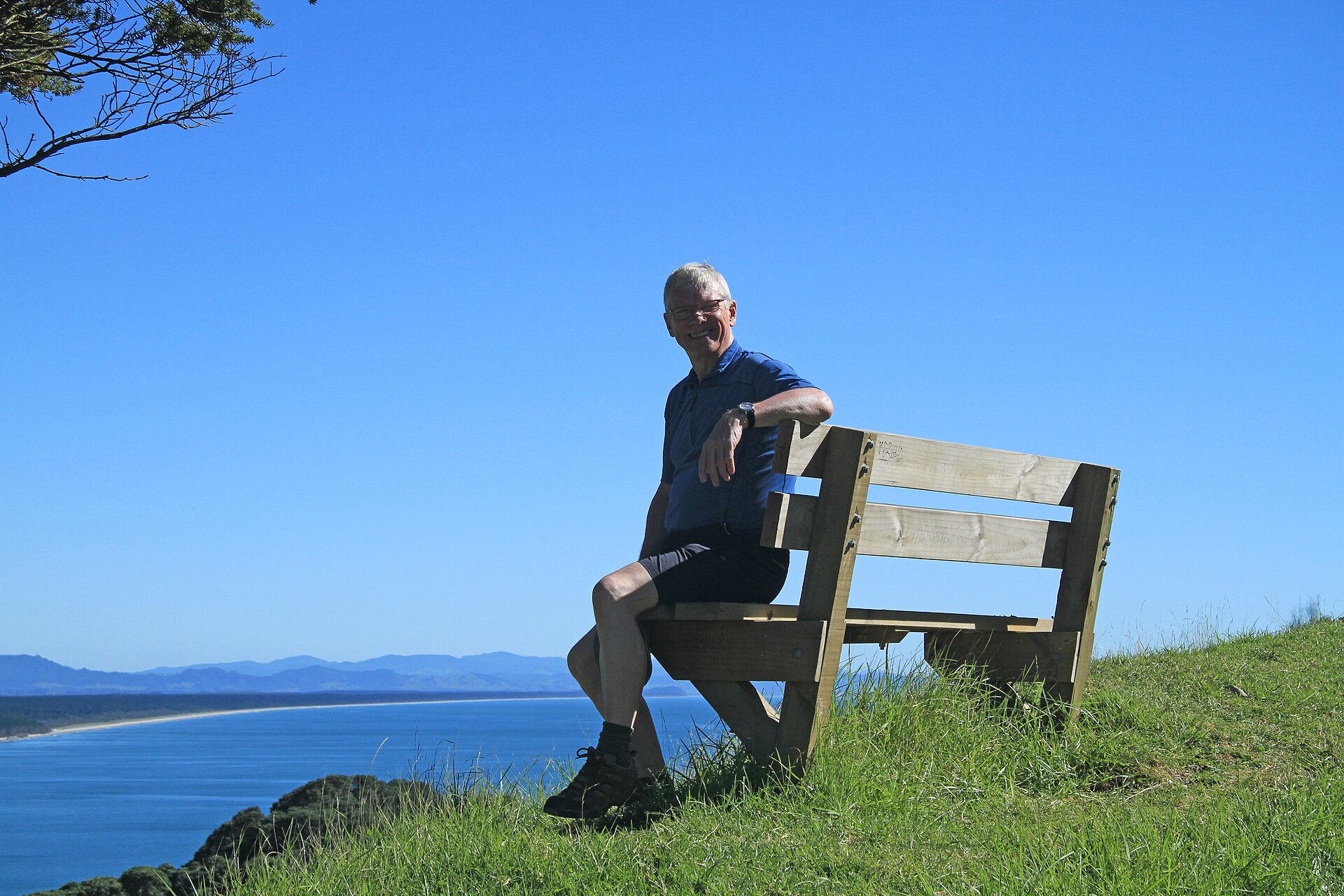Walking up Mount Maunganui 02 (5645025065)