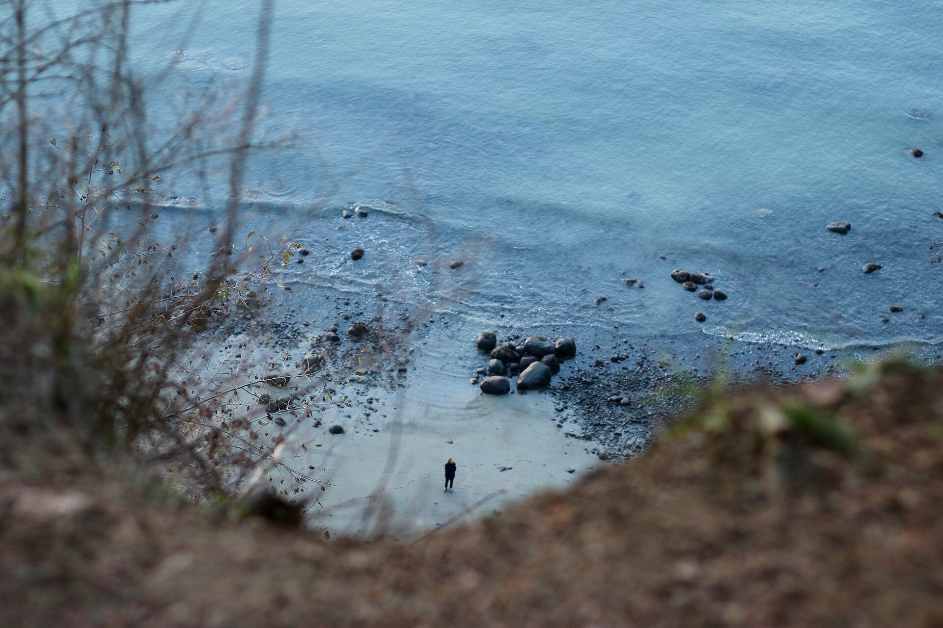 View from the cliff (Unsplash)