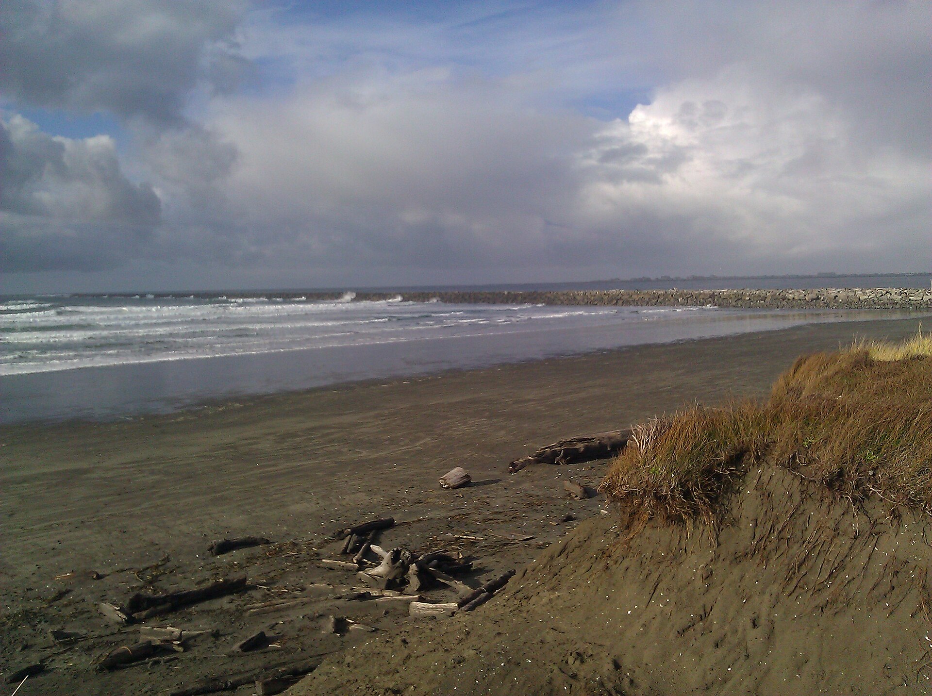 View from atop the ridge at Westhaven State Park - panoramio